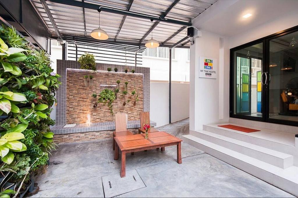 My Thai Hostel Bangkok Eksteriør bilde